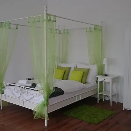 Studio Apartment Niemetzstr 51 Berlin Exterior photo