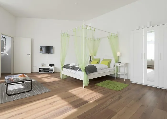 Studio Apartment Niemetzstr 51